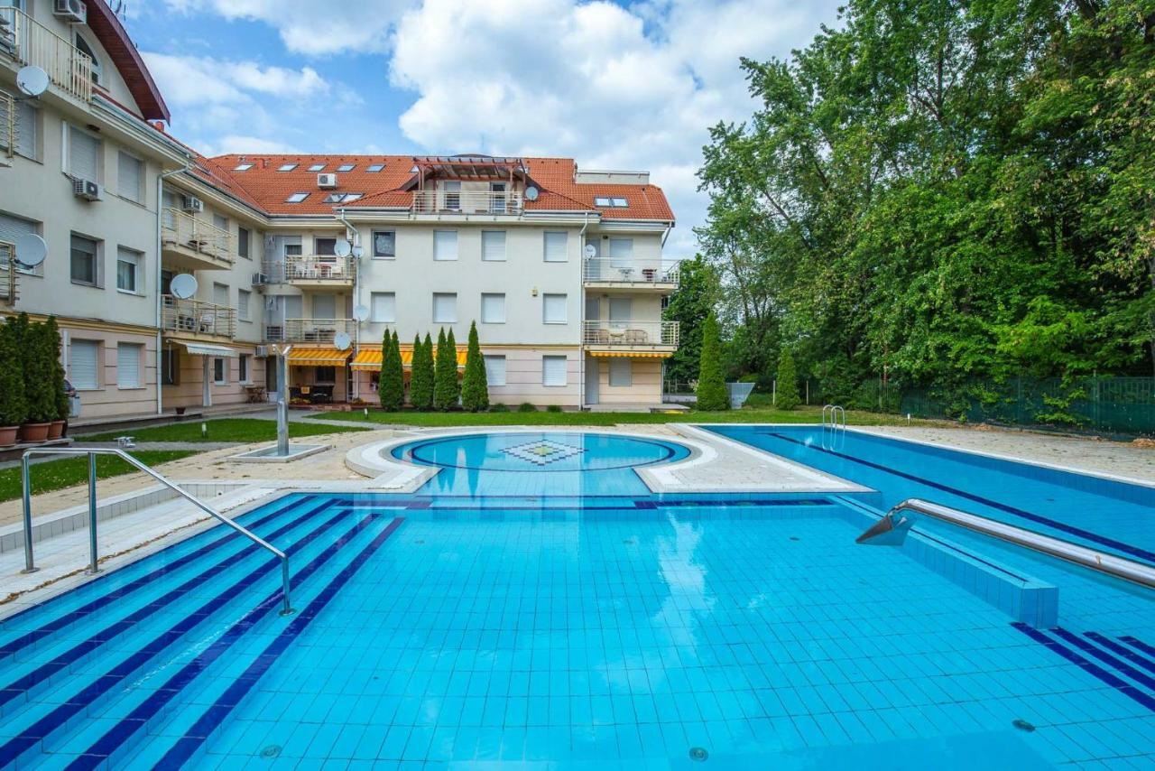 Kis-Gast Panorama Apartman Hajdúszoboszló Екстериор снимка
